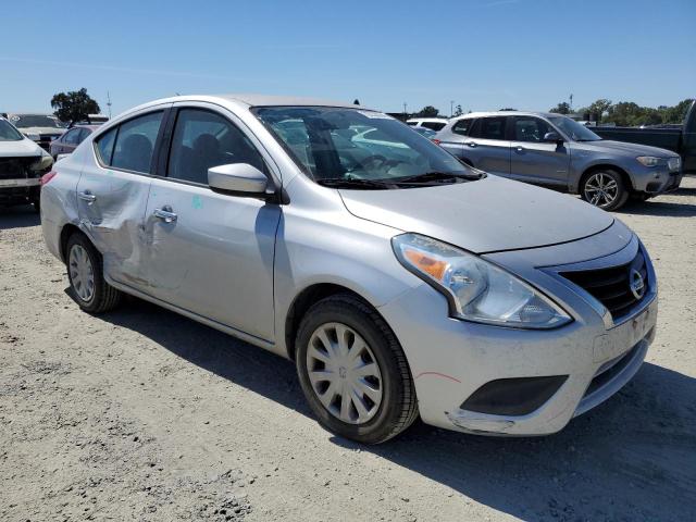 VIN 3N1CN7APXHK418852 2017 Nissan Versa, S no.4