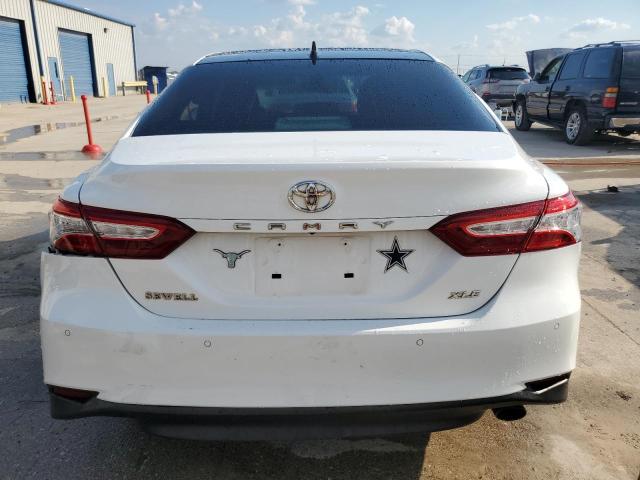 VIN 4T1B11HK2JU059381 2018 Toyota Camry, L no.6