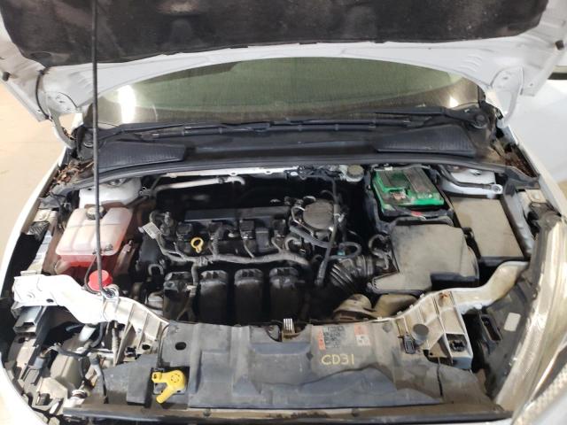2015 FORD FOCUS SE - 1FADP3K21FL329574