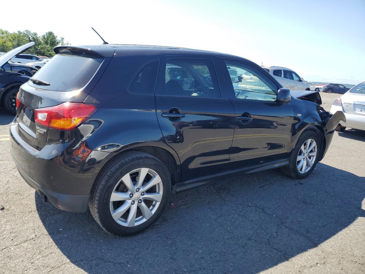 Lot #2996561502 2013 MITSUBISHI OUTLANDER