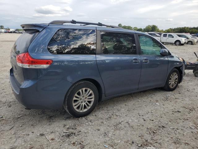 VIN 5TDYK3DC0DS353828 2013 Toyota Sienna, Xle no.3