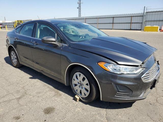 VIN 3FA6P0G75KR284730 2019 Ford Fusion, S no.4