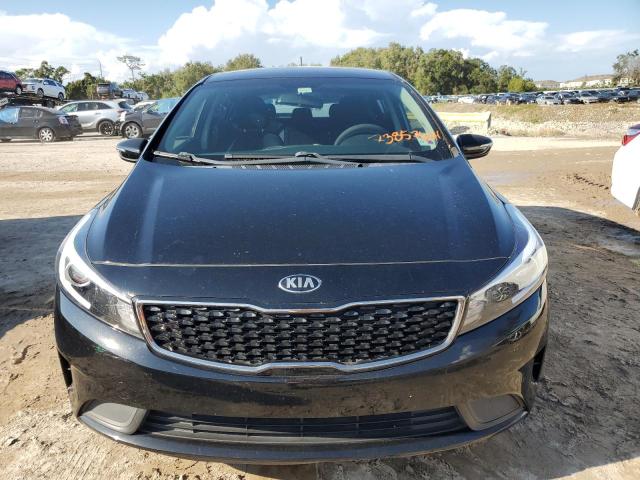 VIN KNAFK5A82H5705884 2017 KIA Forte, LX no.5