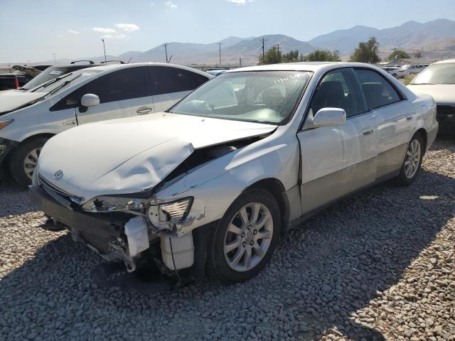 2001 LEXUS ES 300 #3030552829