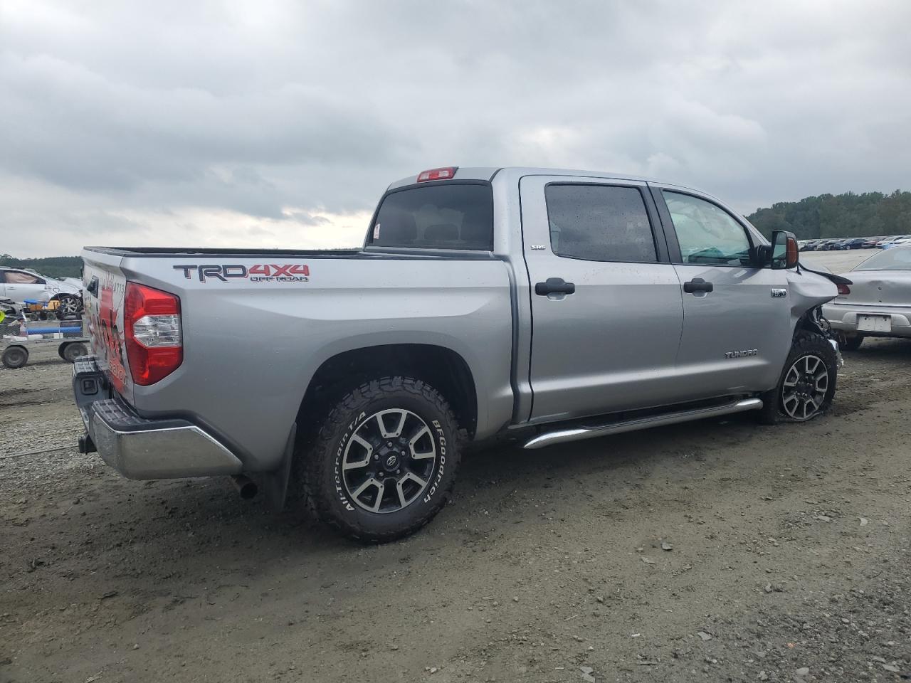 Lot #2924156115 2015 TOYOTA TUNDRA CRE