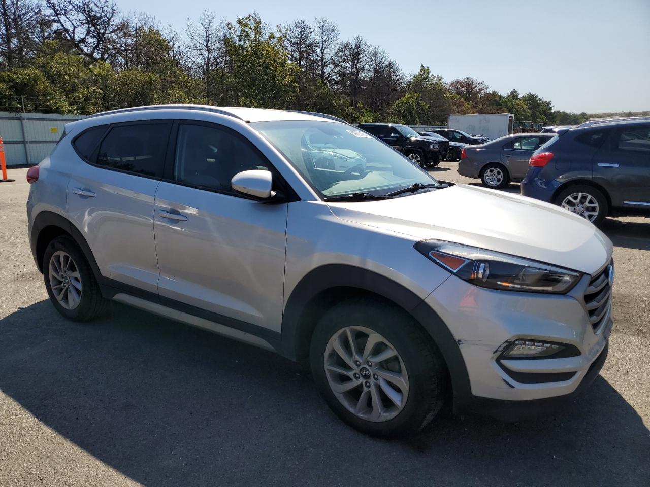 Lot #2865311259 2017 HYUNDAI TUCSON LIM