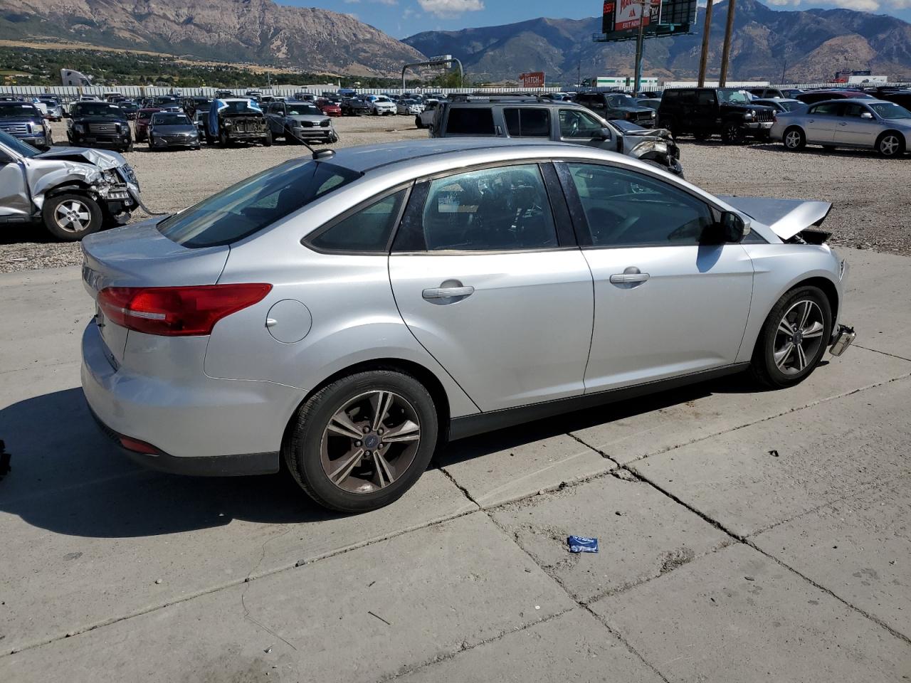 Lot #2996896868 2017 FORD FOCUS SE