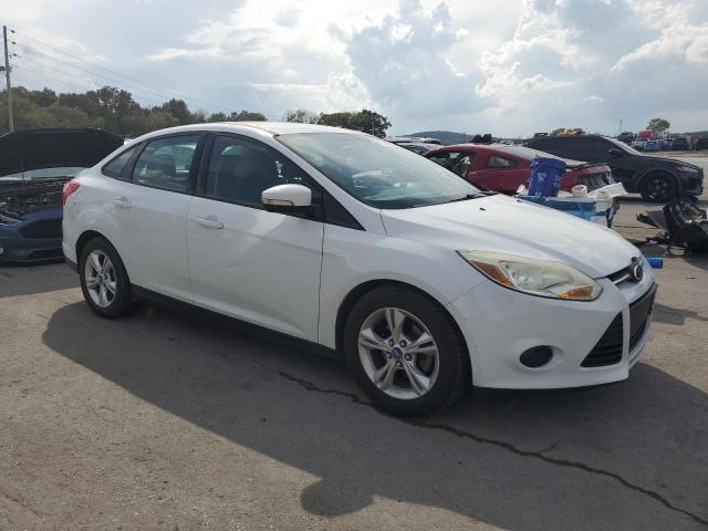 VIN 1FADP3F25DL232949 2013 Ford Focus, SE no.4