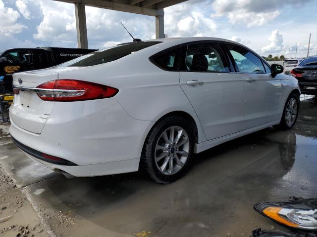 VIN 3FA6P0HD8HR293371 2017 Ford Fusion, SE no.3