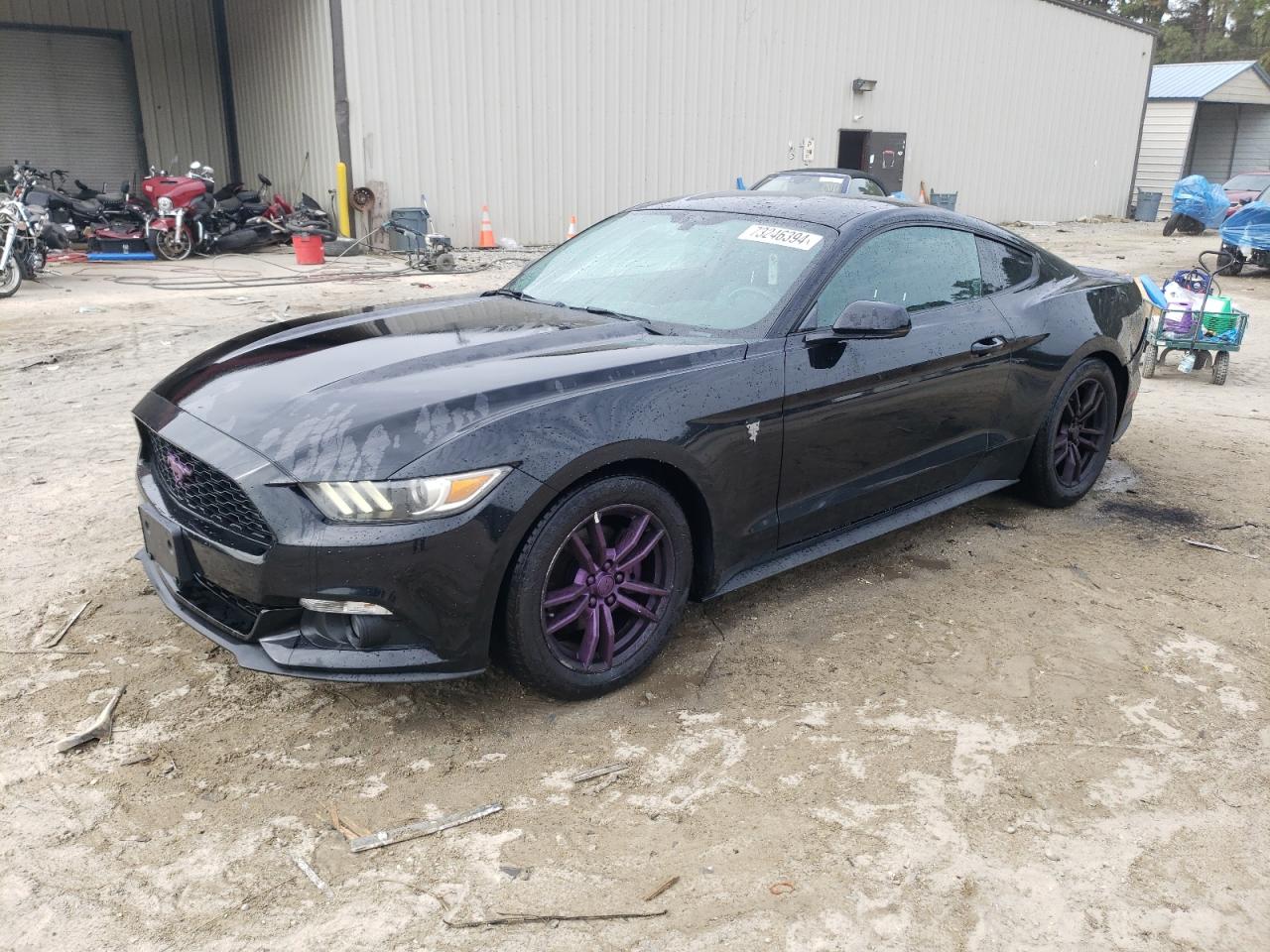  Salvage Ford Mustang