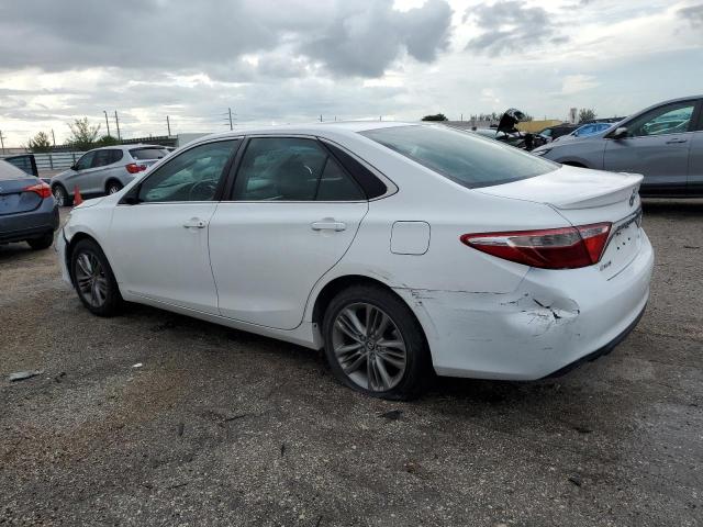 VIN 4T1BF1FK3HU390713 2017 Toyota Camry, LE no.2