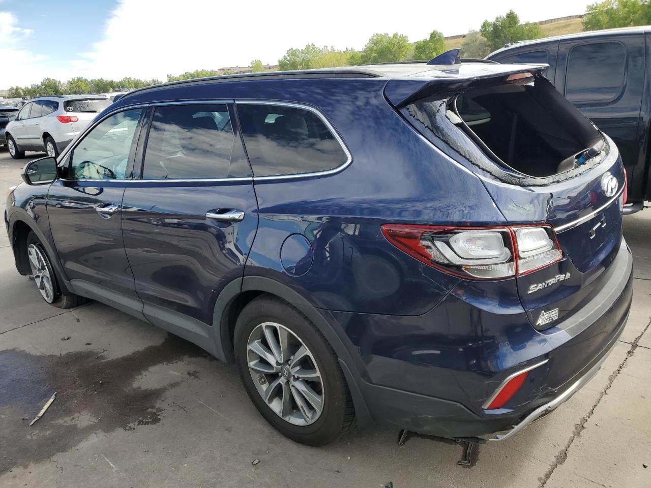 Lot #2926559301 2018 HYUNDAI SANTA FE S