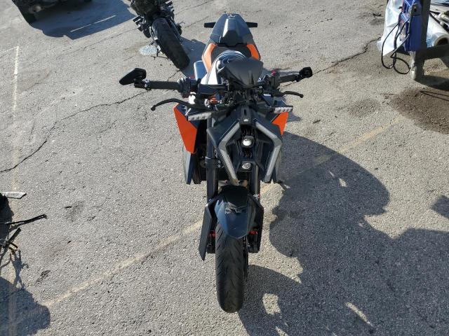 2024 KTM 990 DUKE VBKTV9404RM995559