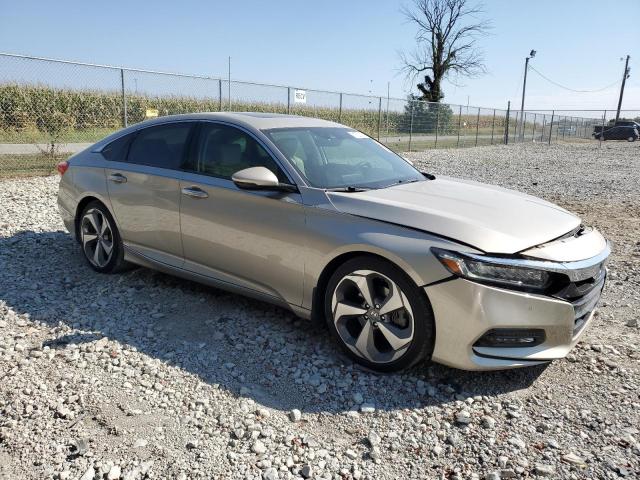 VIN 1HGCV1F90JA025732 2018 Honda Accord, Touring no.4