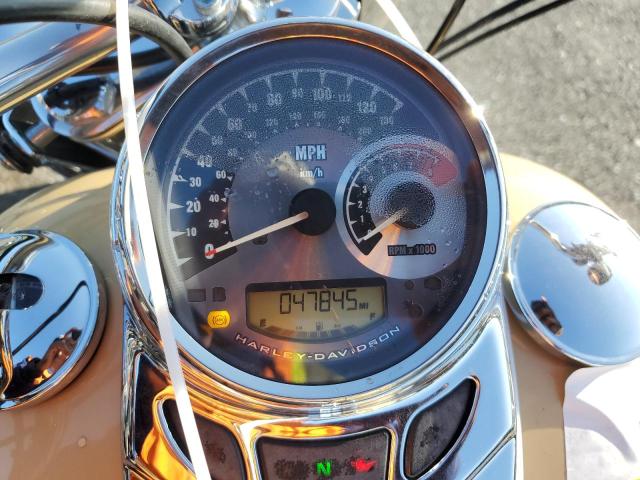 2014 HARLEY-DAVIDSON FLSTC HERI 1HD1BWV14EB023424