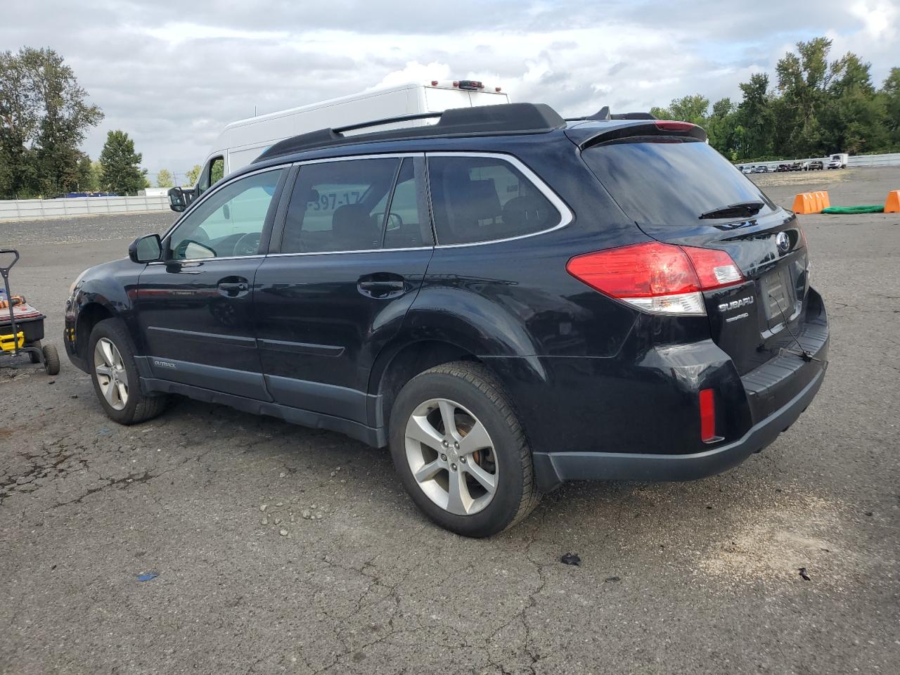 Lot #2970076402 2013 SUBARU OUTBACK 2.