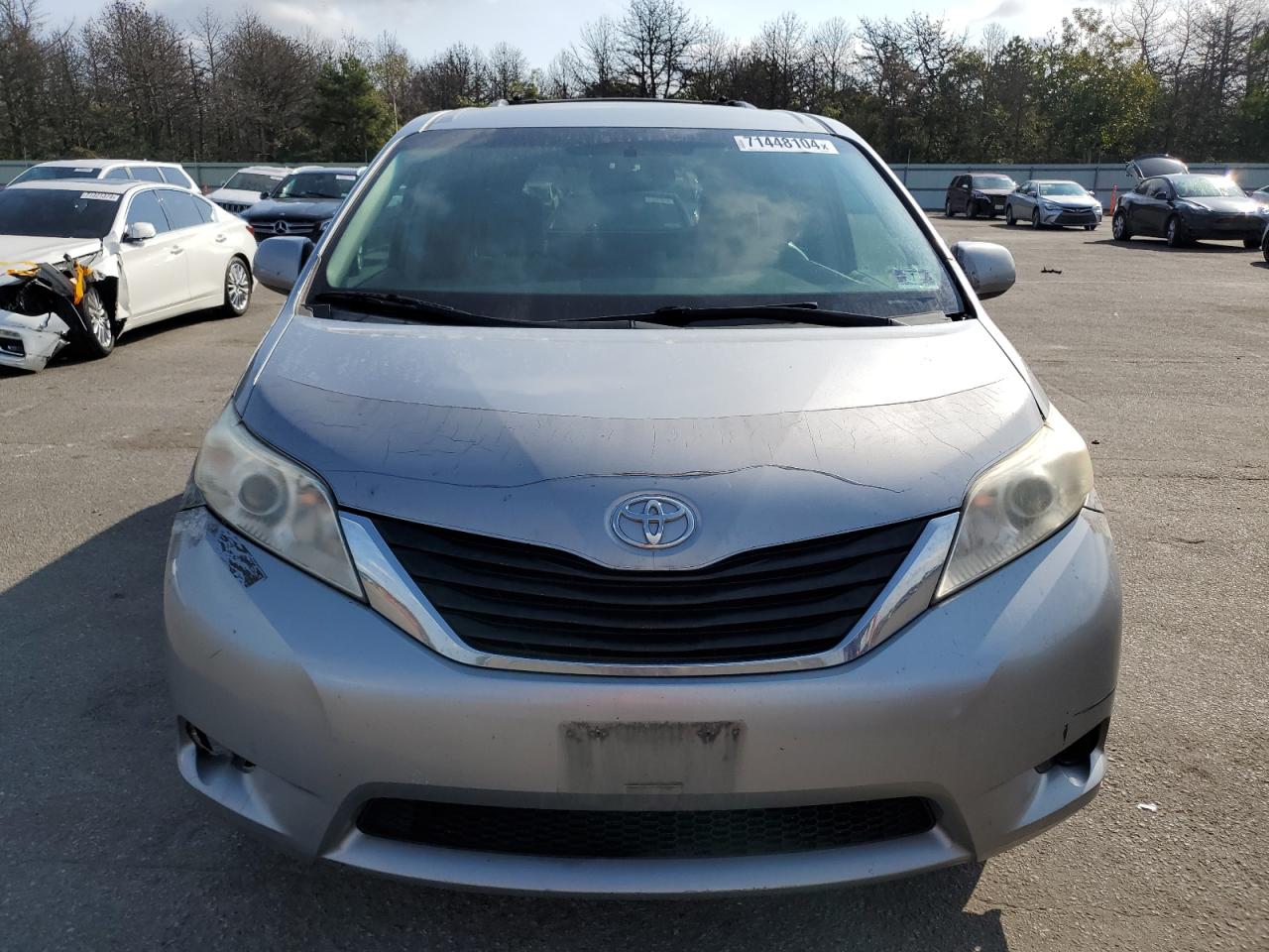 Lot #3025948013 2011 TOYOTA SIENNA LE