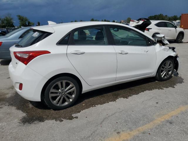 VIN KMHD35LH1GU326976 2016 Hyundai Elantra no.3