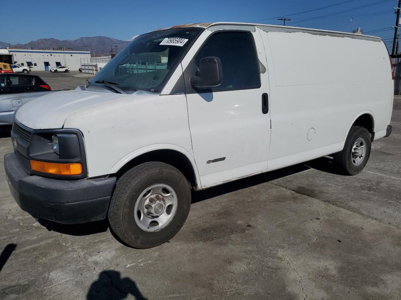 Chevrolet Express 2005 