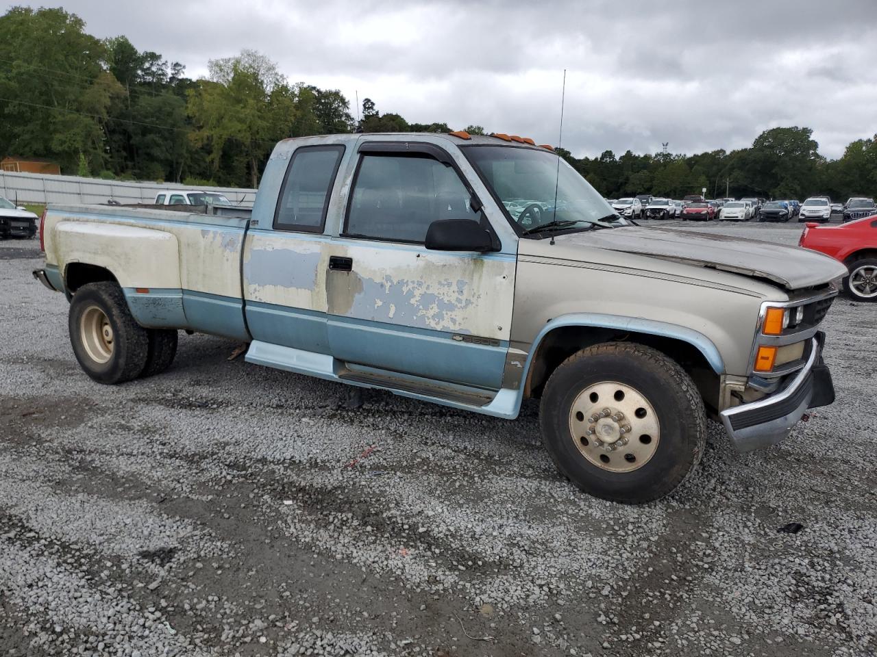 Lot #2928514119 1989 CHEVROLET GMT-400 C3