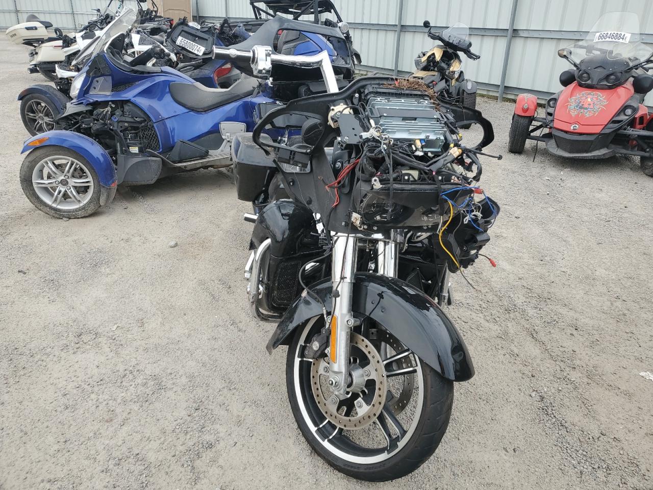 Lot #2914289116 2019 HARLEY-DAVIDSON FLTRX