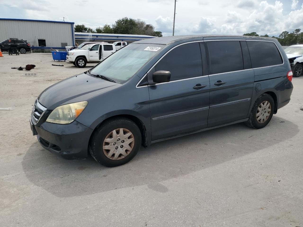 Lot #2993909381 2005 HONDA ODYSSEY LX