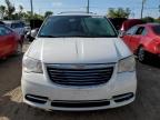 CHRYSLER TOWN & COU photo