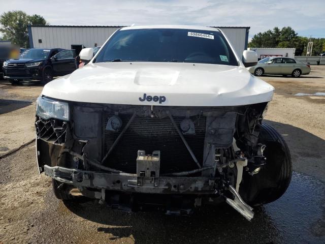 VIN 1C4RJEAG8LC355692 2020 Jeep Grand Cherokee, Laredo no.5