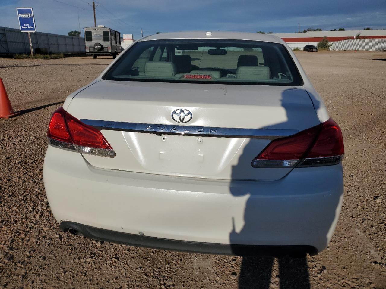 Lot #2880988995 2012 TOYOTA AVALON BAS