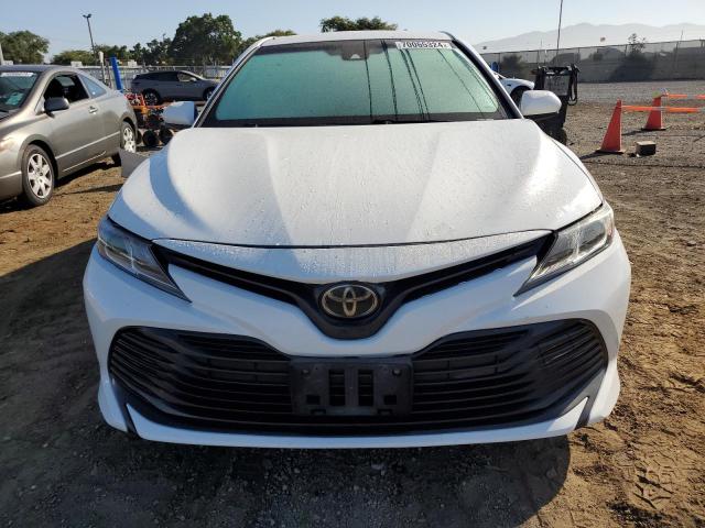 VIN JTNB11HK5J3049594 2018 Toyota Camry, L no.5