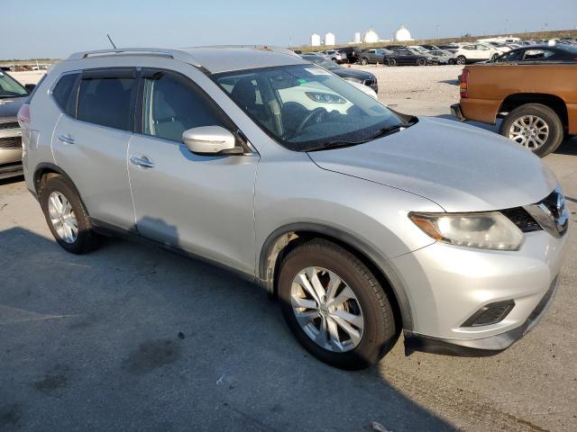 VIN KNMAT2MV7FP543715 2015 Nissan Rogue, S no.4