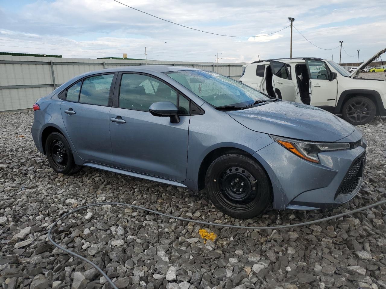 Lot #2955296548 2020 TOYOTA COROLLA LE