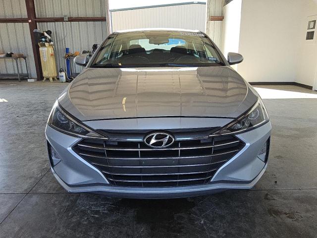 2019 HYUNDAI ELANTRA SE - 5NPD84LF3KH477156