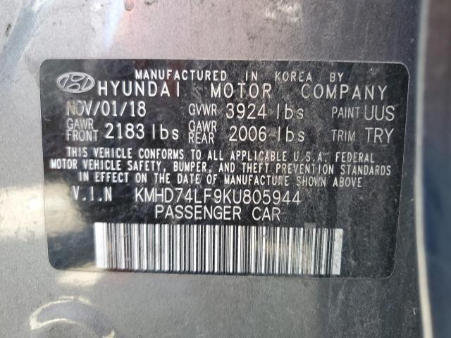 2019 HYUNDAI ELANTRA SE - KMHD74LF9KU805944