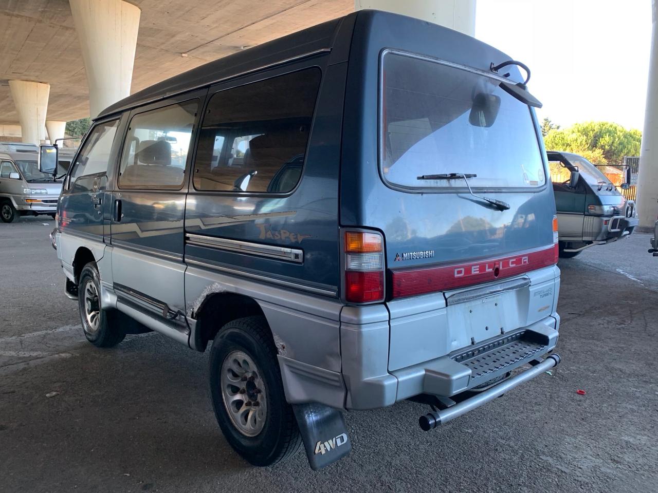 MITSUBISHI DELICA 1993 green   P35W0311796 photo #4