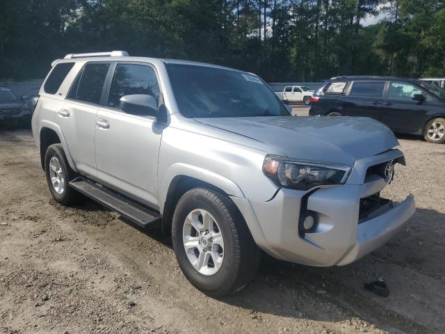 VIN JTEZU5JR4G5127218 2016 Toyota 4runner, SR5 no.4