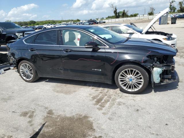 VIN 3FA6P0LU1DR151820 2013 Ford Fusion, Se Hybrid no.4