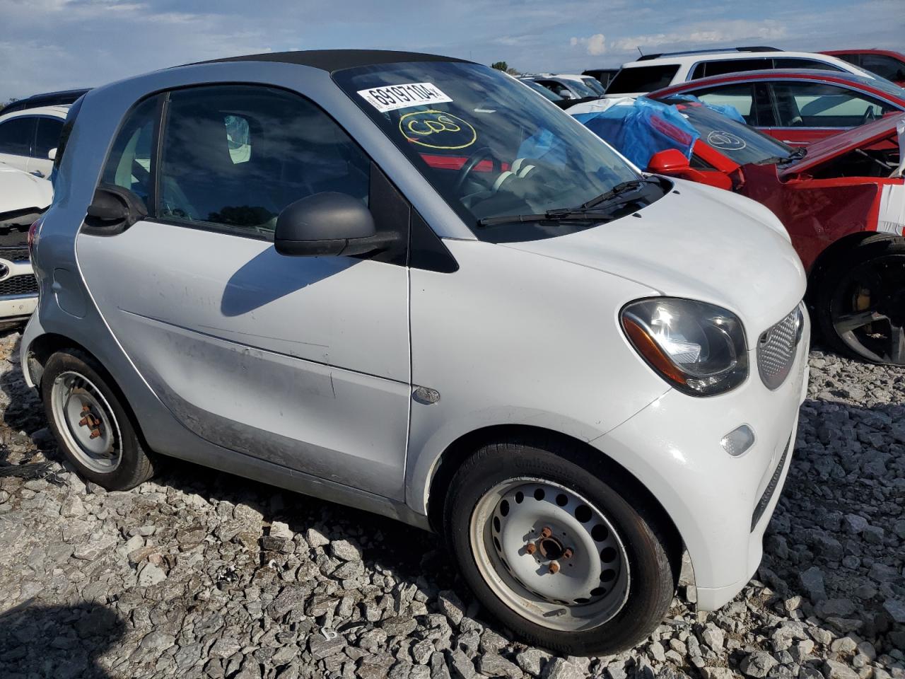 Lot #2828370325 2017 SMART FORTWO