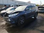 TOYOTA HIGHLANDER photo