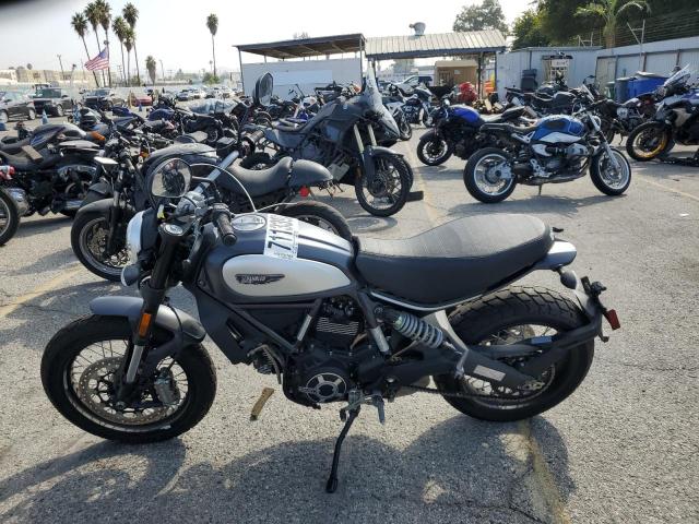 DUCATI SCRAMBLER 2018 black  gas ML015ANM6JT015089 photo #4