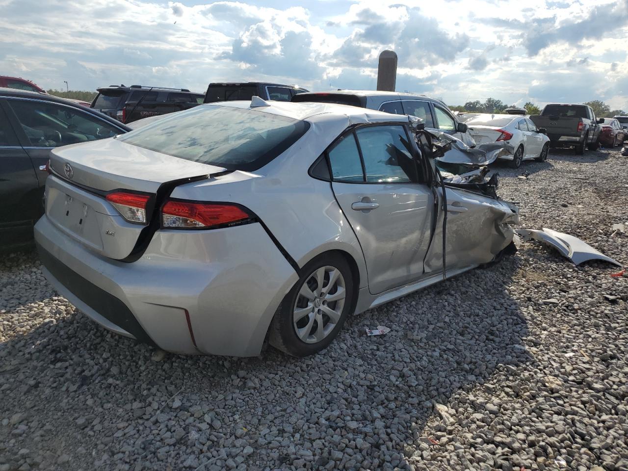 Lot #2935982754 2022 TOYOTA COROLLA LE