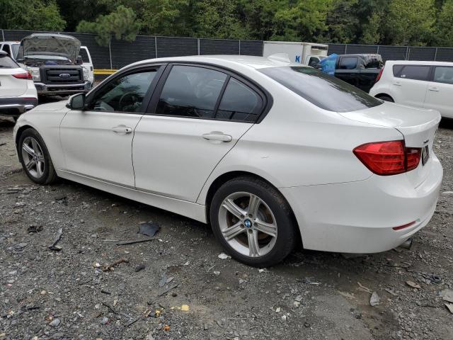 VIN WBA3C3G51FNT51029 2015 BMW 3 Series, 320 I Xdrive no.2