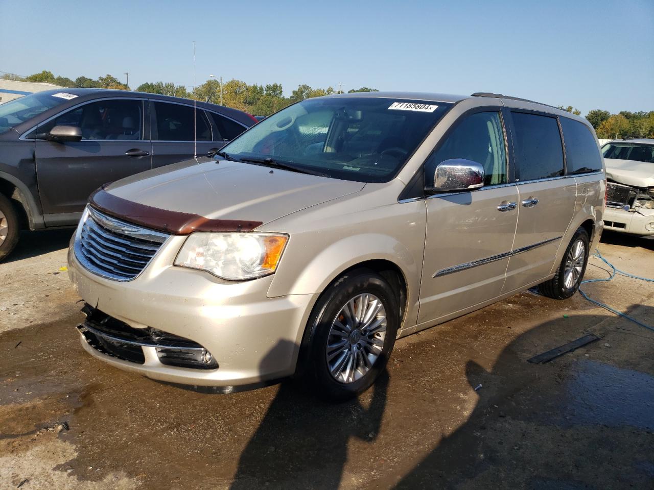 Lot #2974811110 2013 CHRYSLER TOWN & COU