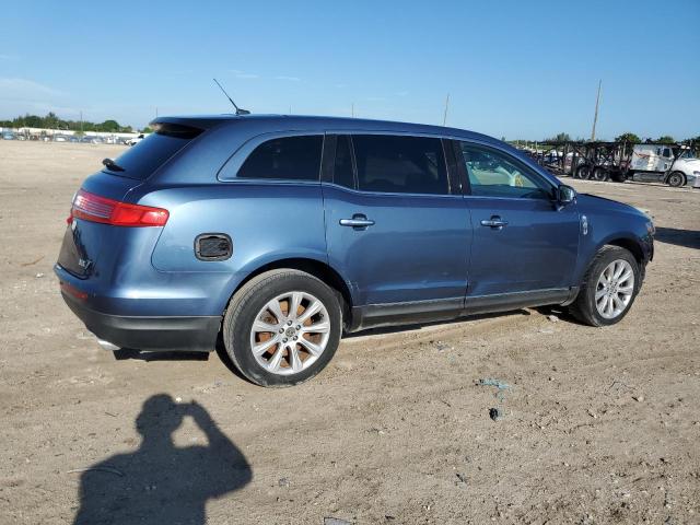 LINCOLN MKT 2018 blue  gas 2LMHJ5FK3JBL01111 photo #4