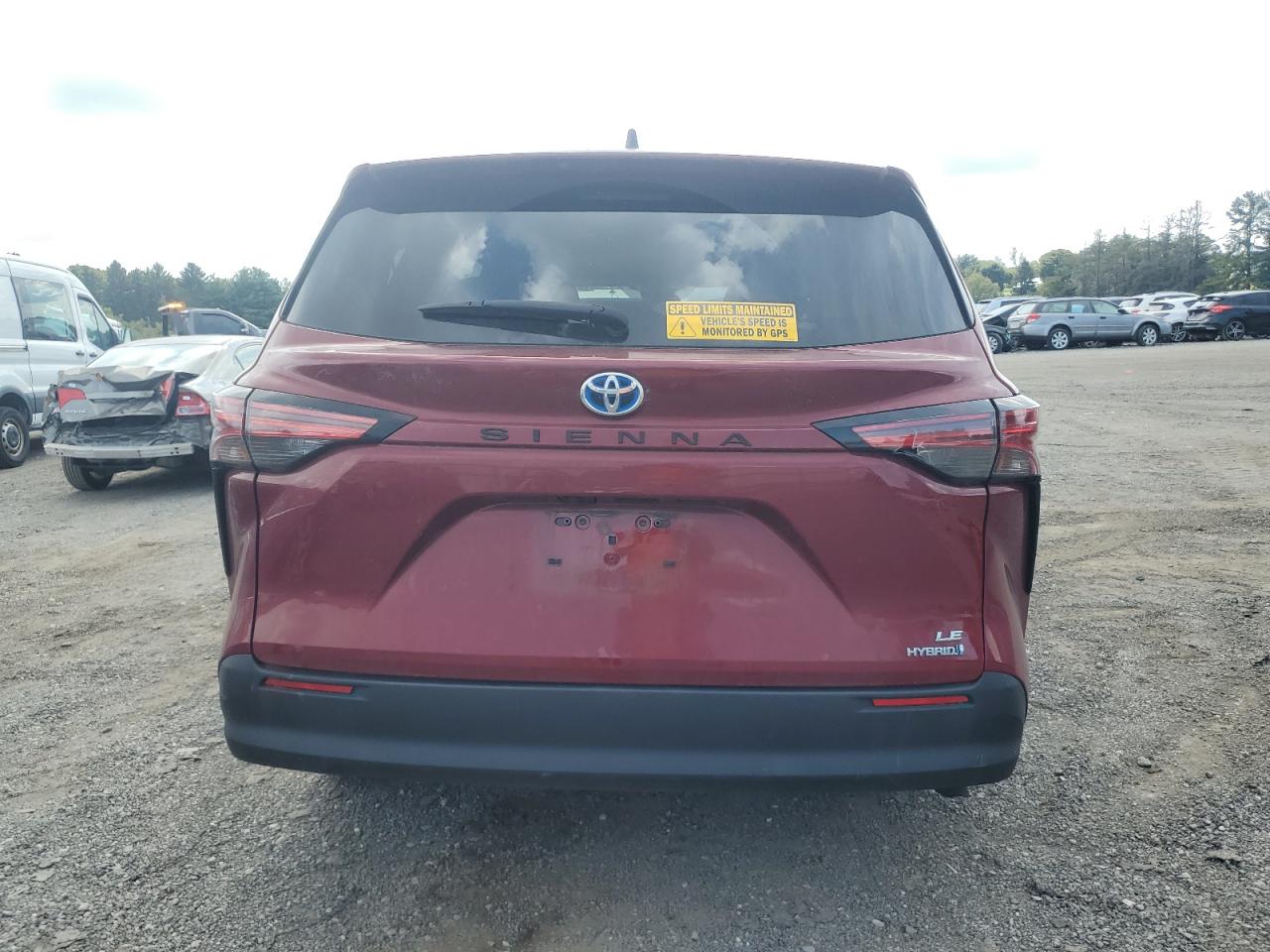 Lot #3028573913 2022 TOYOTA SIENNA LE