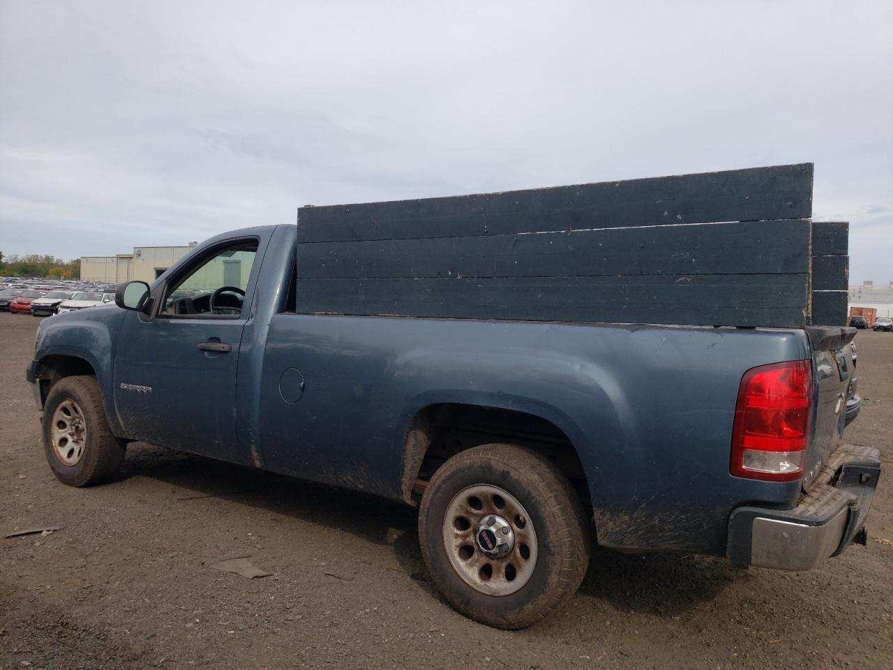 Lot #2923462135 2011 GMC SIERRA C15