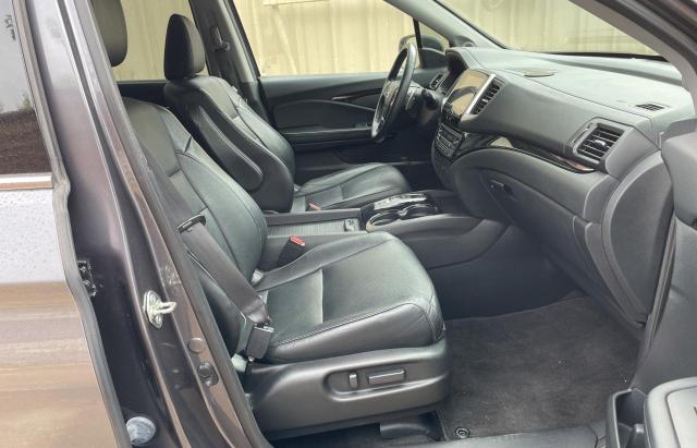 2017 HONDA PILOT ELIT - 5FNYF6H04HB033394