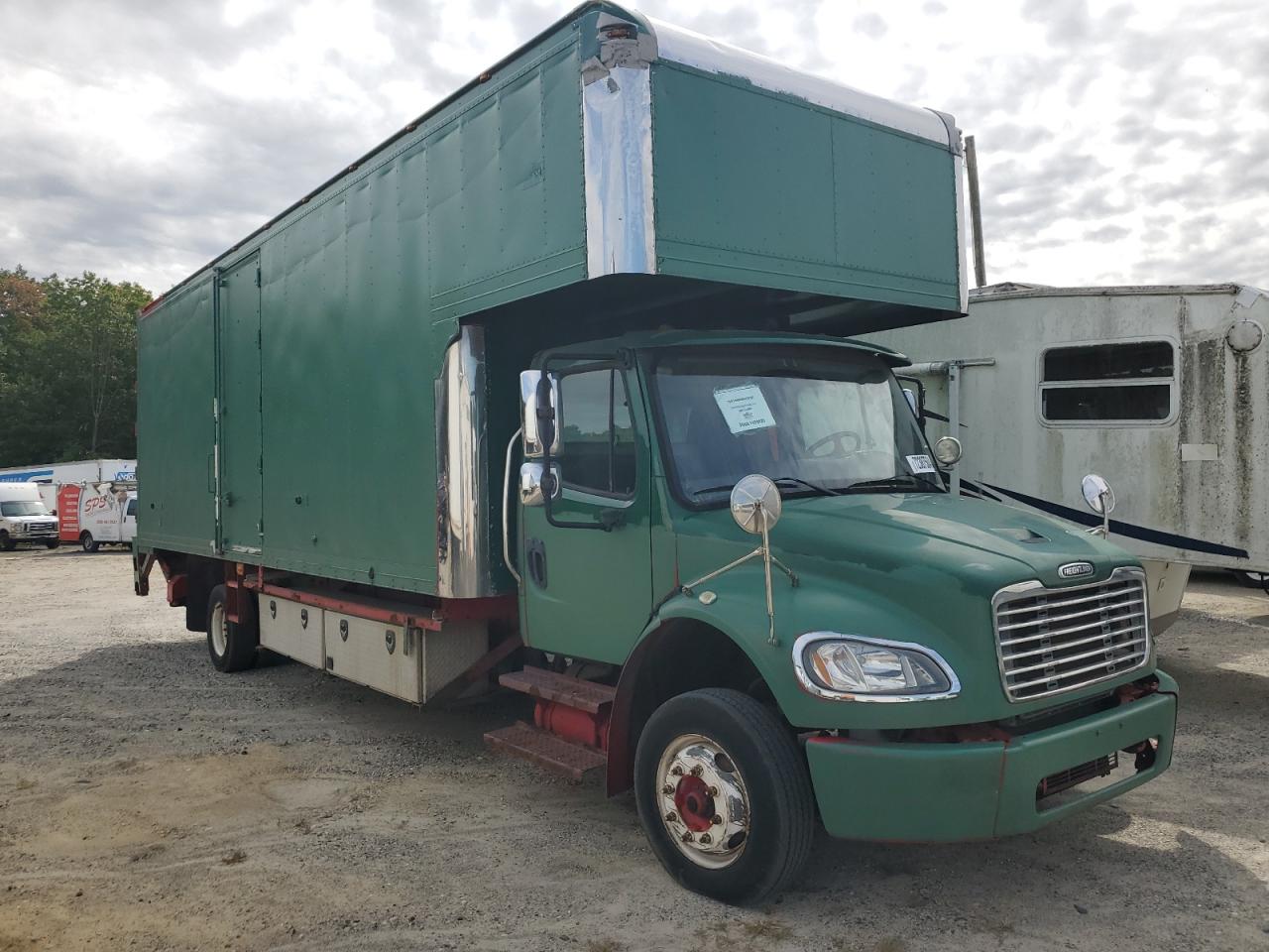 Freightliner M2 2015 106 Medium Duty