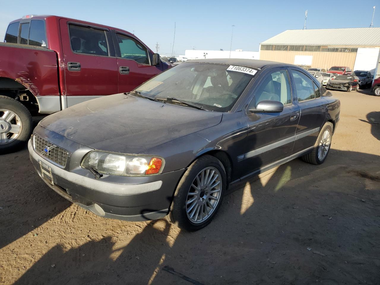 Lot #2928832488 2004 VOLVO S60 2.5T