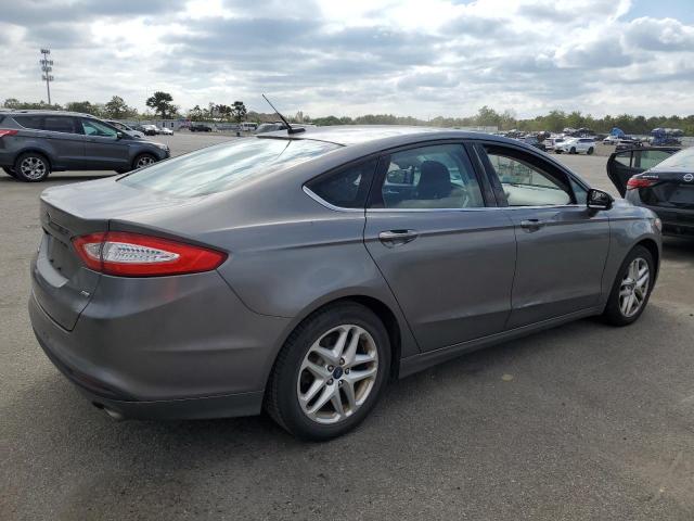 VIN 1FA6P0H72E5390803 2014 Ford Fusion, SE no.3